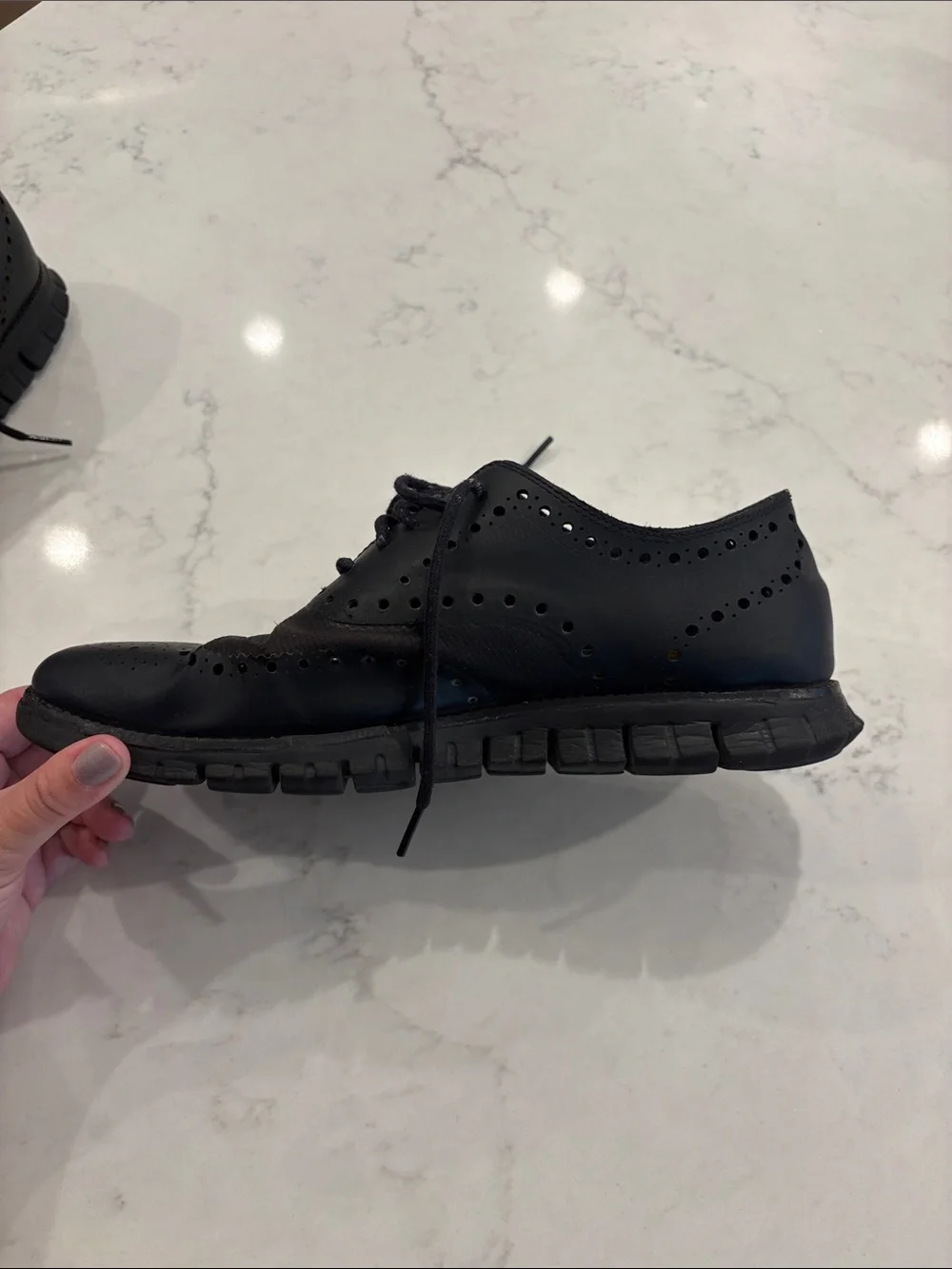 Men's Cole Haan Perforated Wingtip Dress Shoes | size 9M